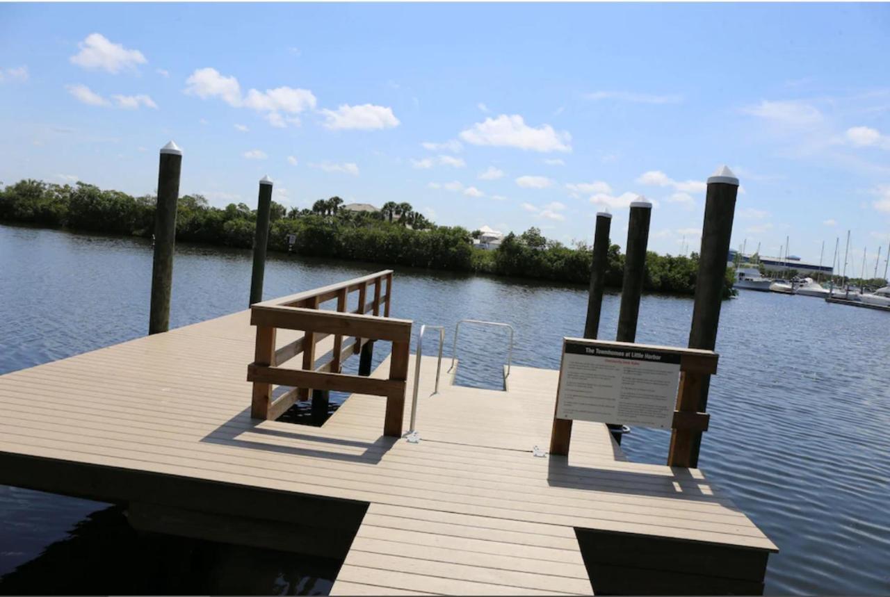 Beautiful New Luxury Townhome With Private Beach And Swimming Pools 拉斯金 外观 照片